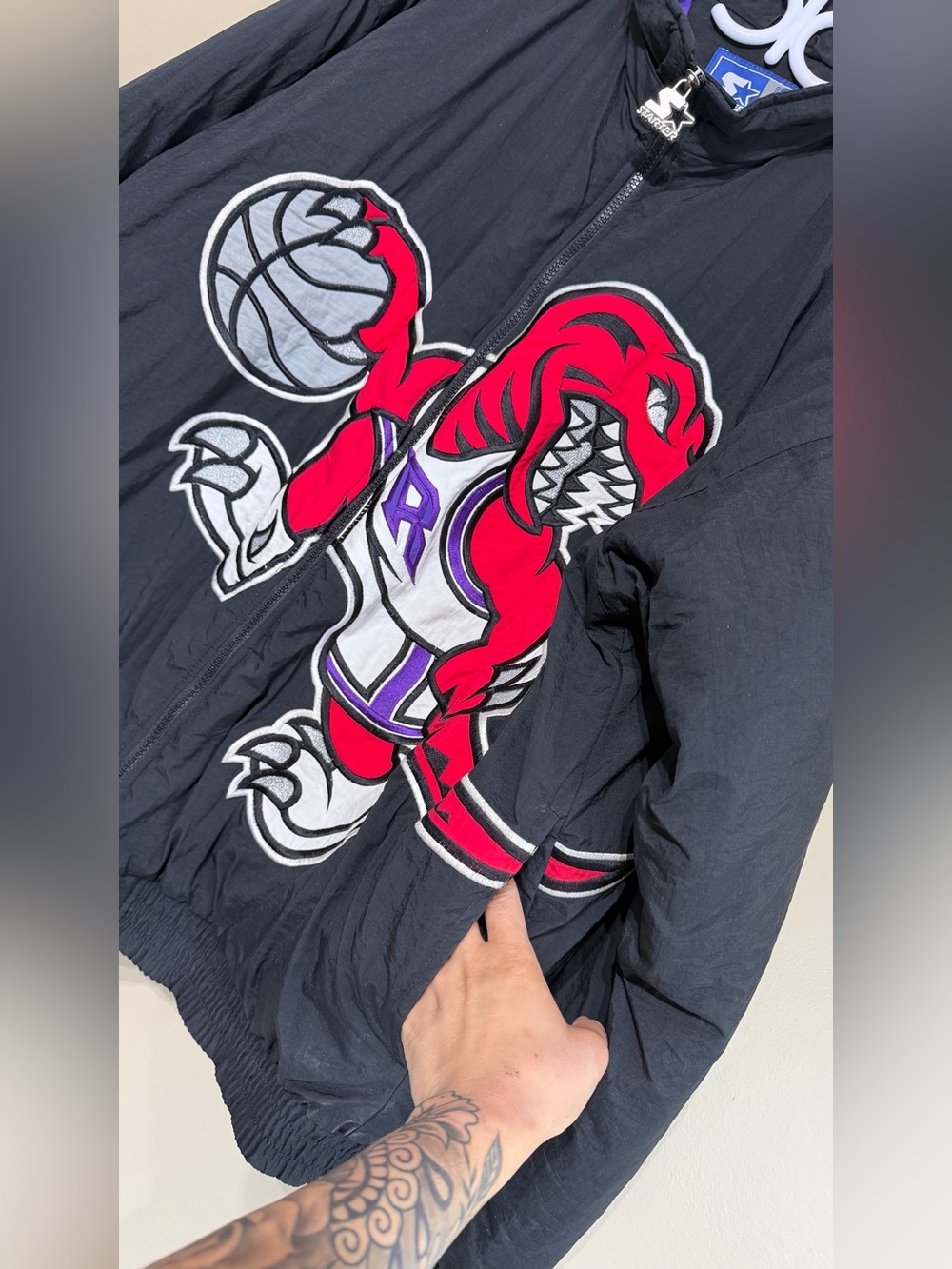 Vintage 1994 Starter Toronto Raptors Big Logo Jacket NBA Korea Made Rare - Picture 4 of 15
